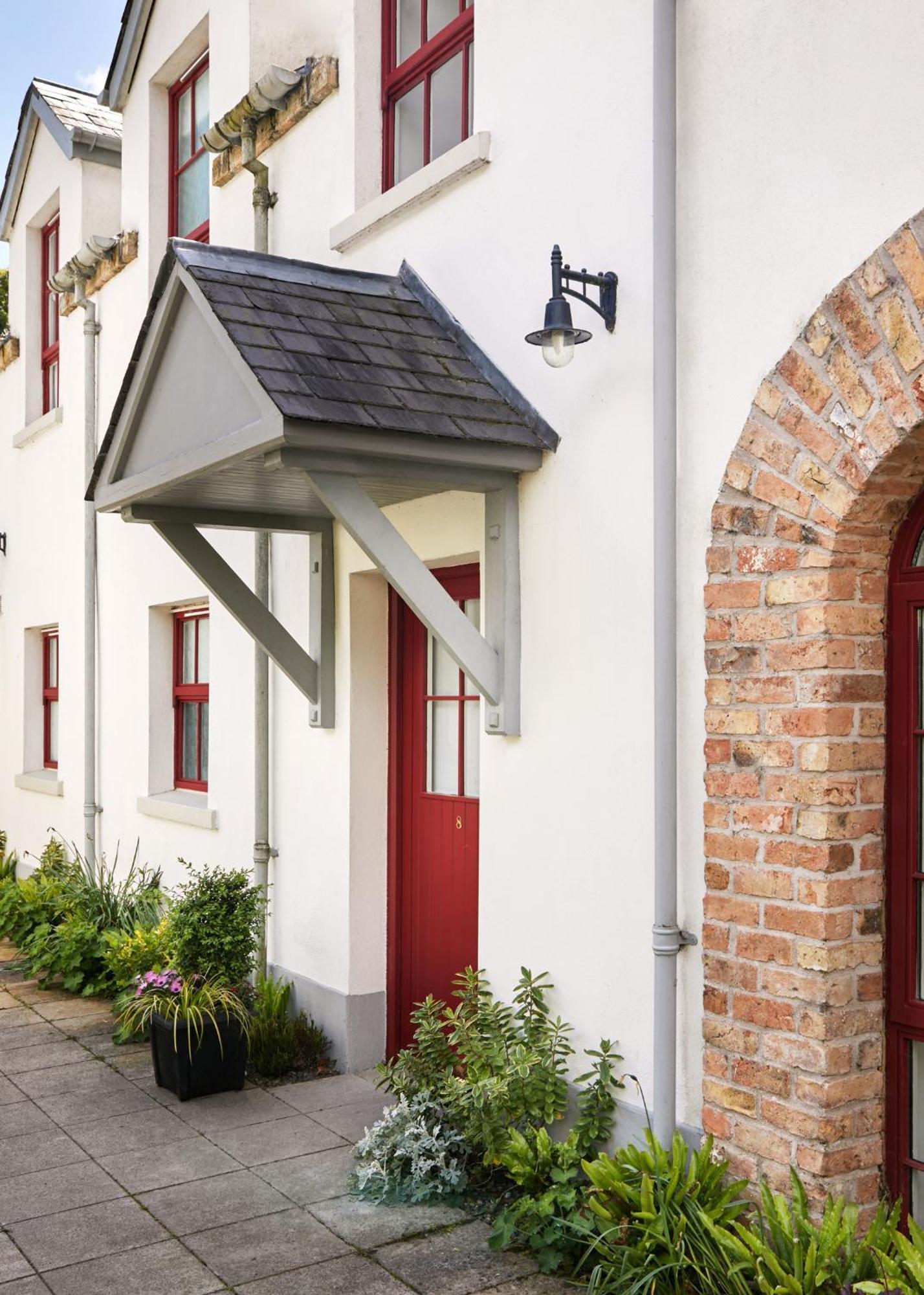 格拉斯劳Old Stable Mews Castle Leslie别墅 外观 照片